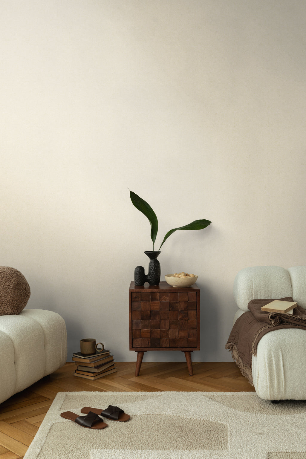 Hochwertige  Tapete aus der Kollektion CosmoLiving in Creme