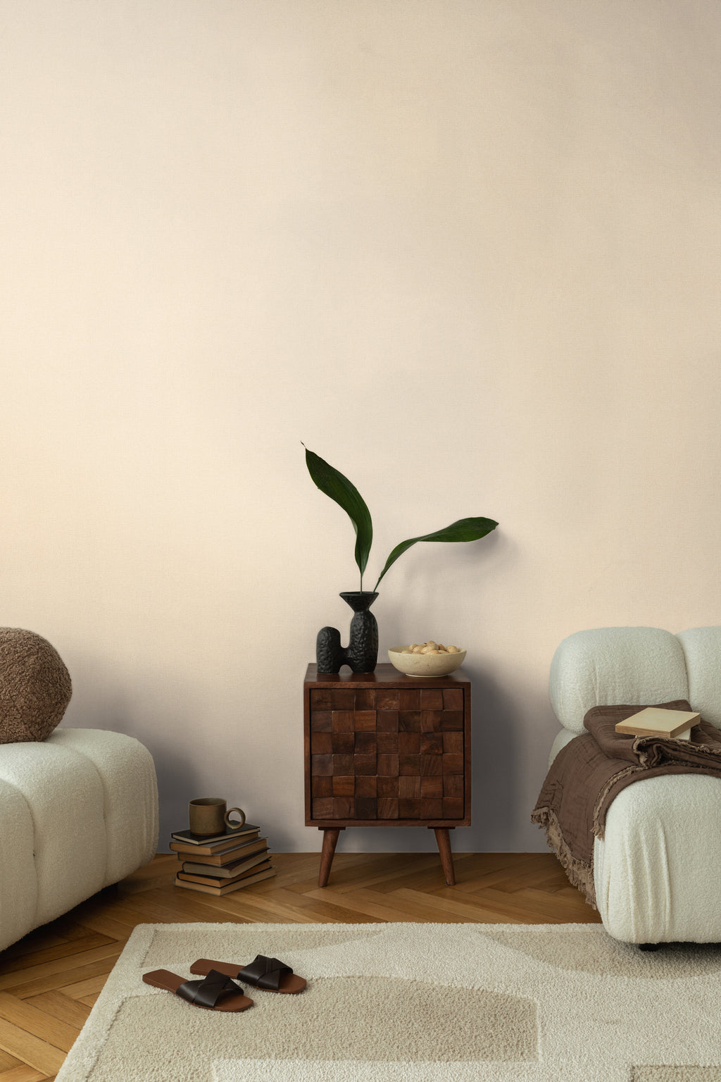 High-quality wallpaper from the CosmoLiving collection in beige 