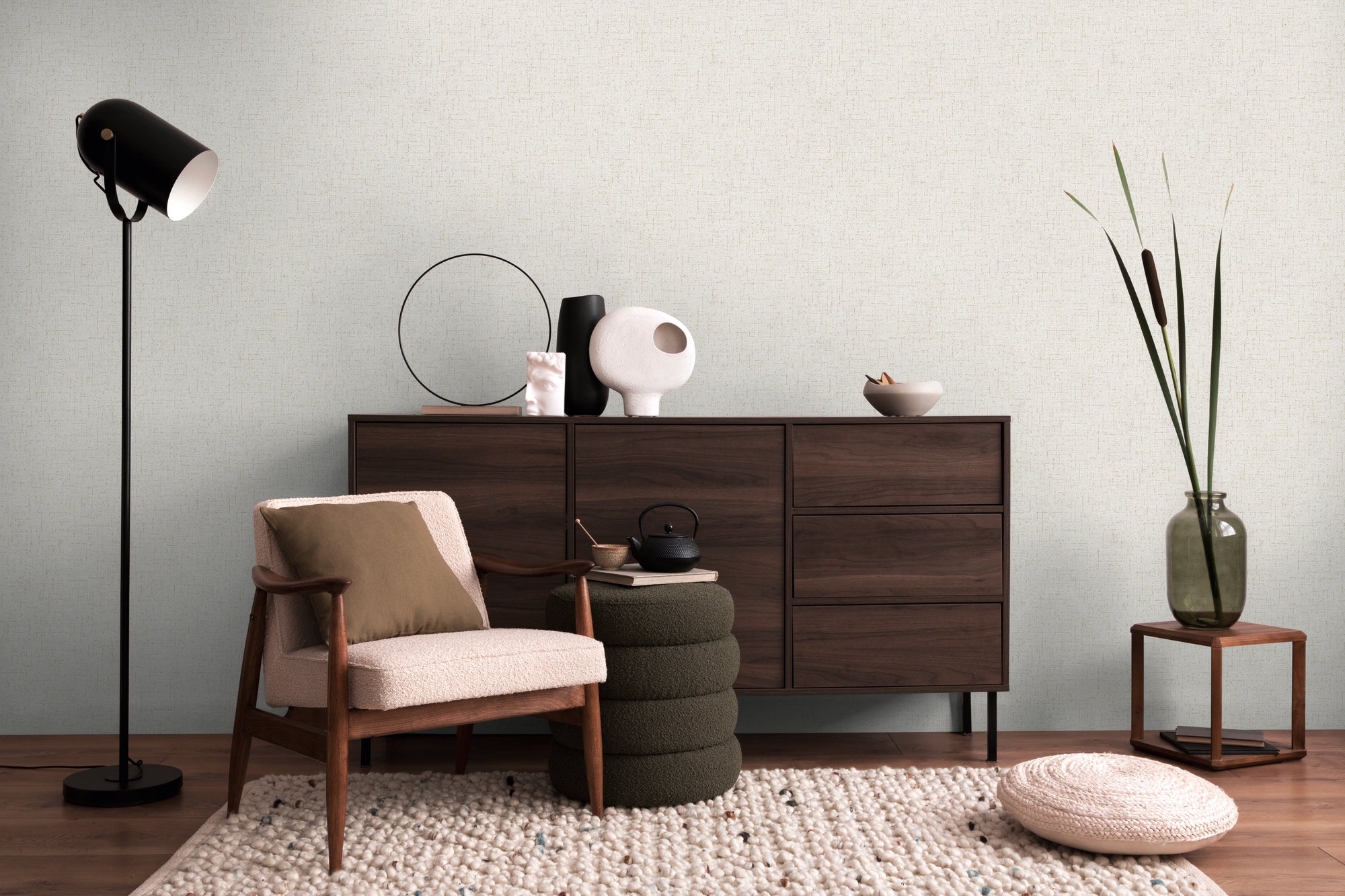 High-quality wallpaper from the CosmoLiving collection in white 