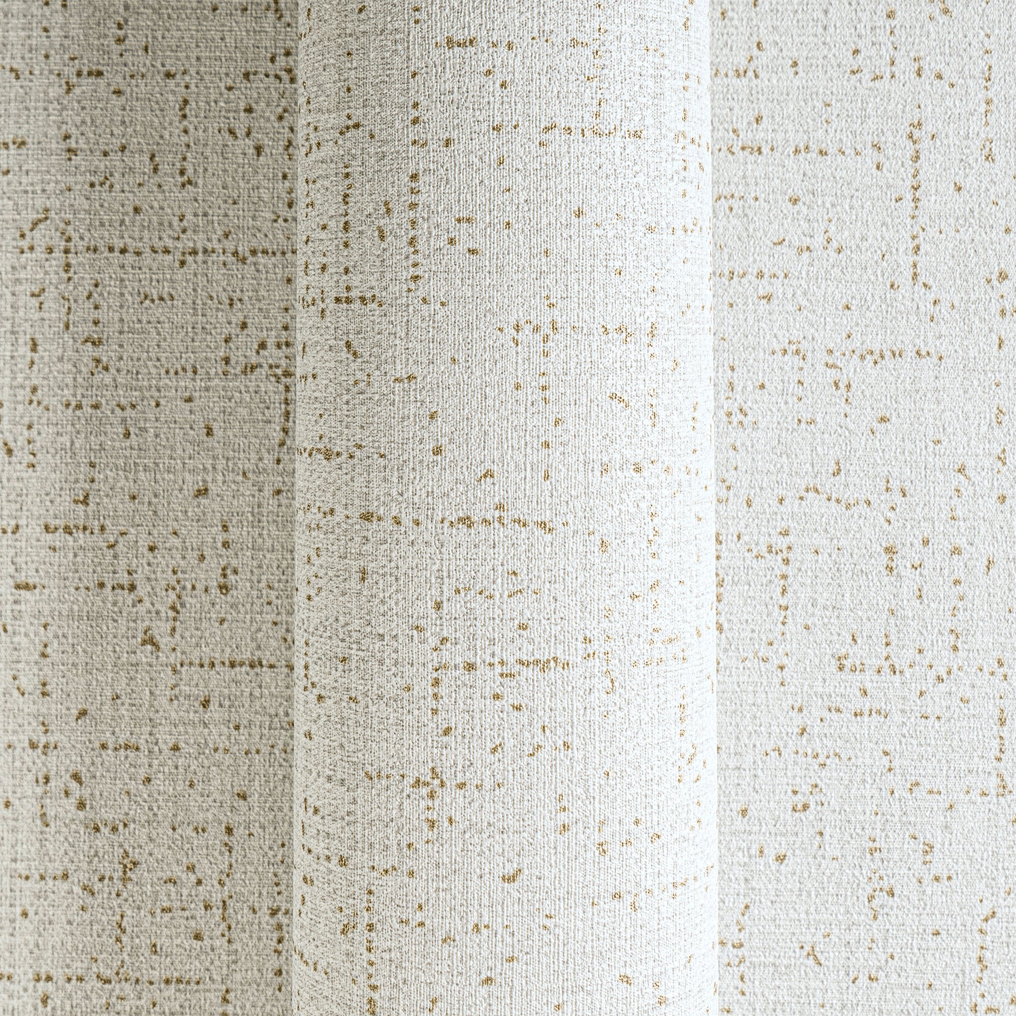High-quality wallpaper from the CosmoLiving collection in white 
