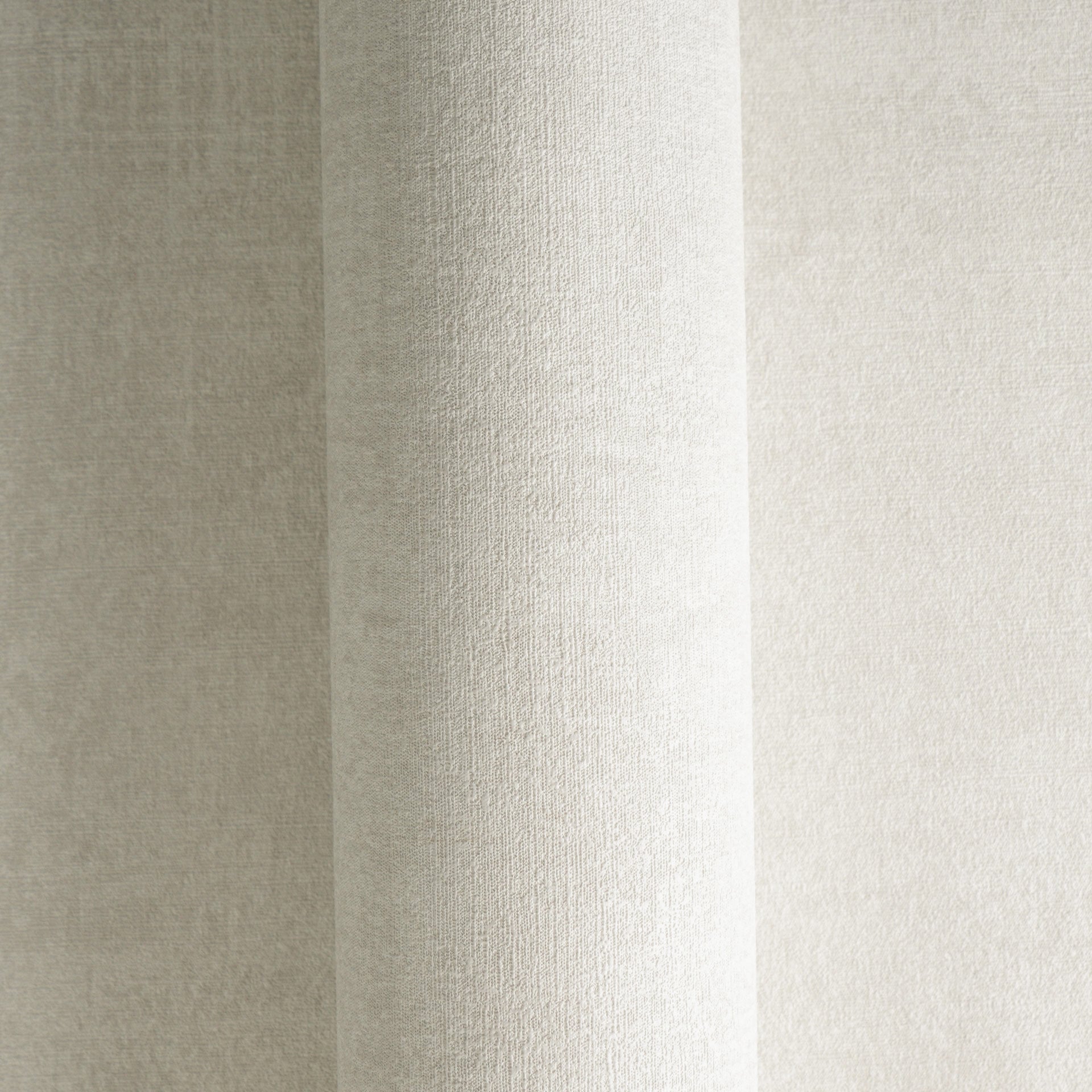 High-quality wallpaper from the Hygge III collection in cream 