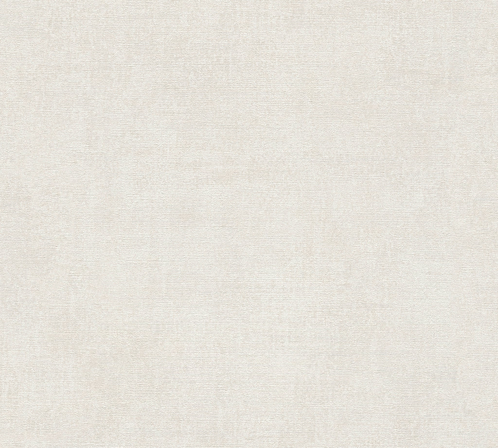 High-quality wallpaper from the Hygge III collection in cream 