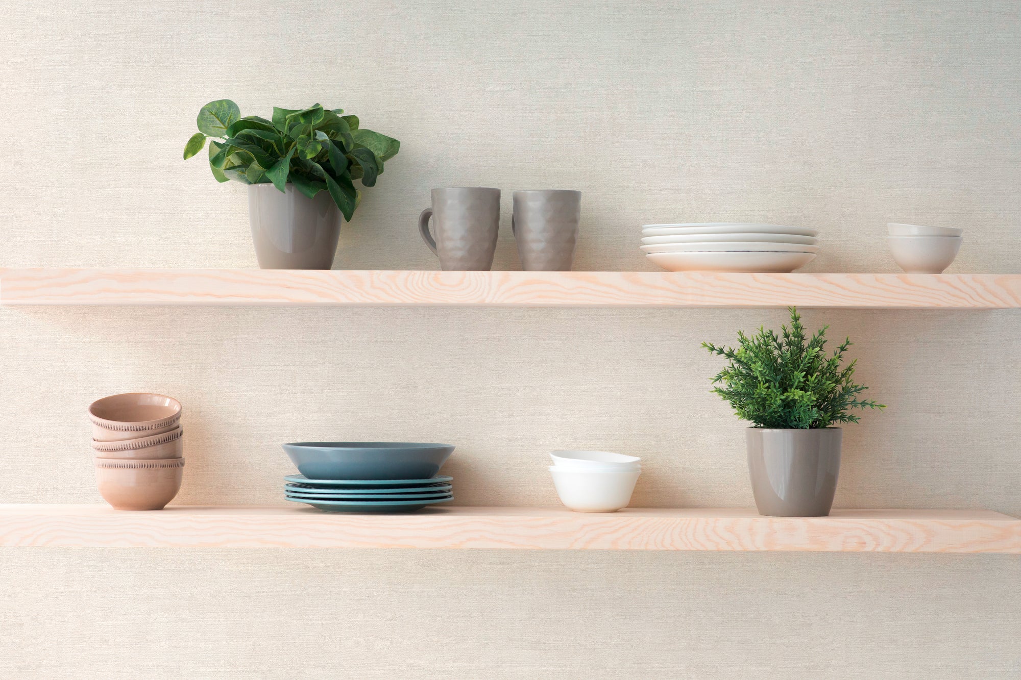 High-quality wallpaper from the Hygge III collection in cream 