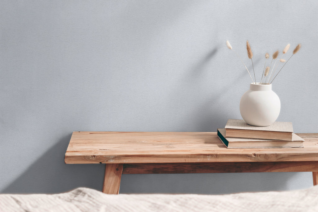 High-quality wallpaper from the Hygge III collection in grey 