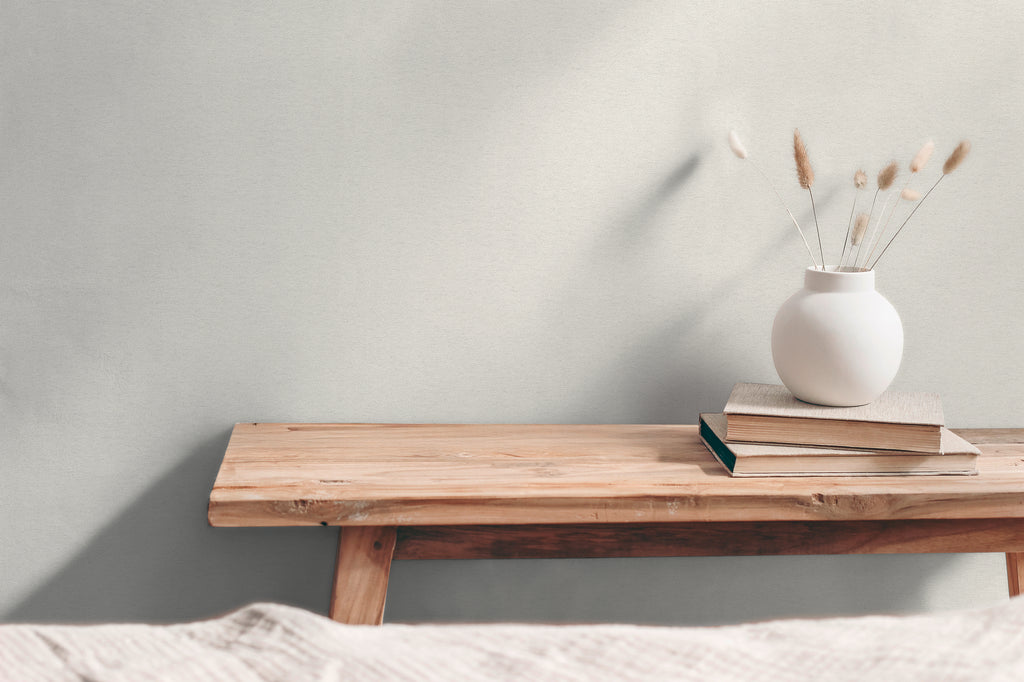 High-quality wallpaper from the Hygge III collection in grey 