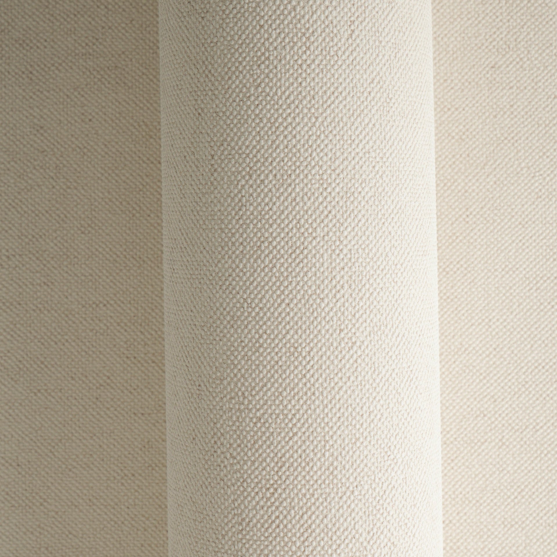 High-quality wallpaper from the Hygge III collection in cream 