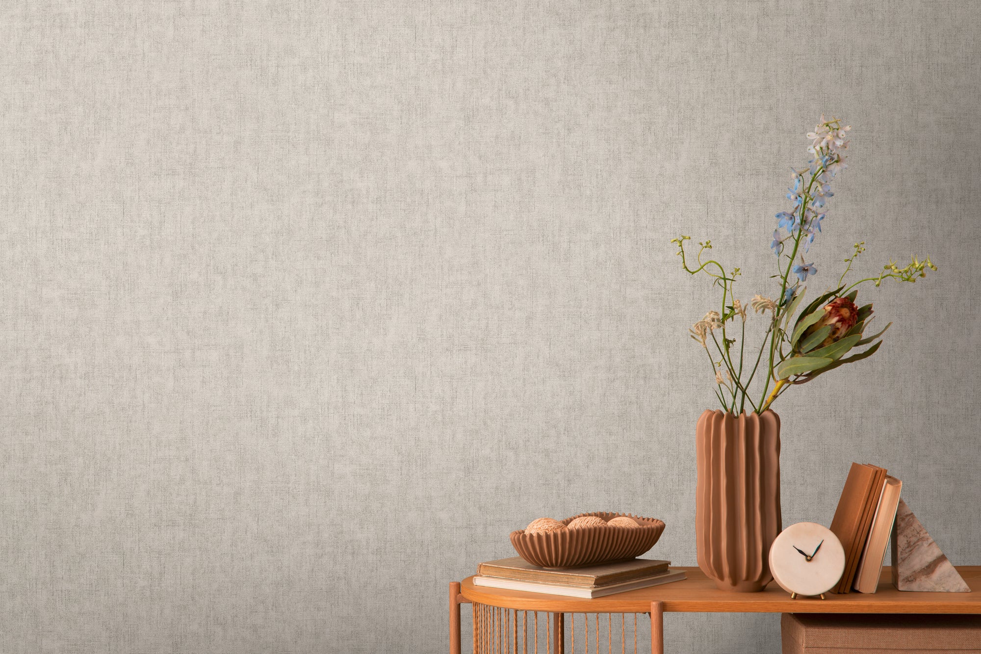 Hochwertige  Tapete aus der Kollektion CosmoLiving in Grau