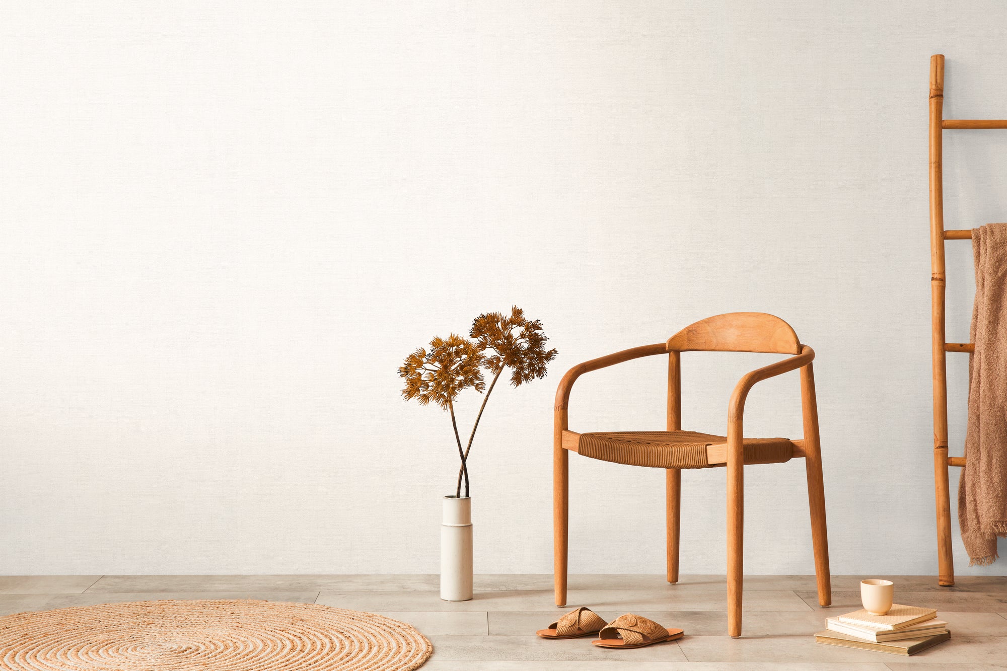 Hochwertige  Tapete aus der Kollektion CosmoLiving in Weiß