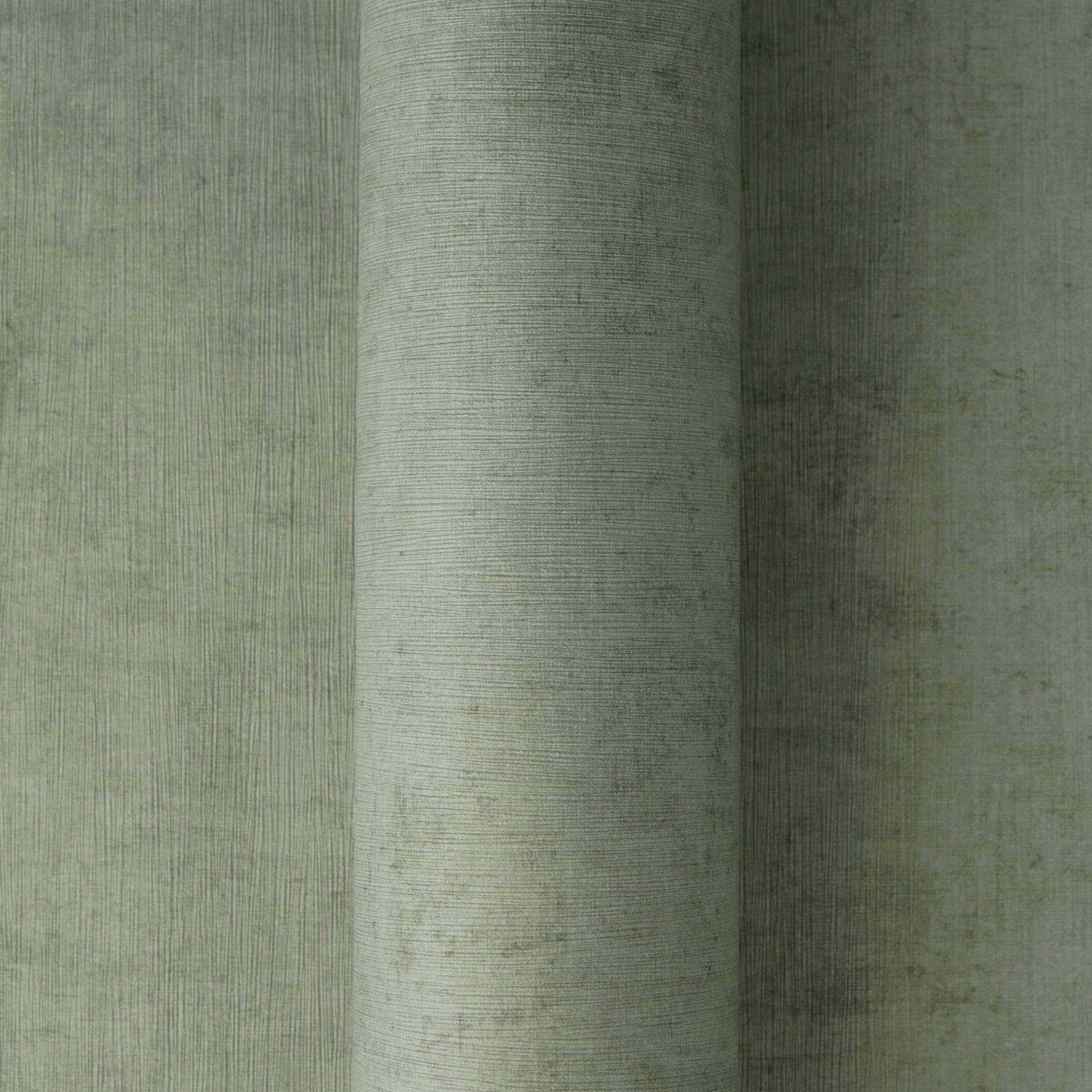 High-quality wallpaper from the Pintwalls III collection in green 