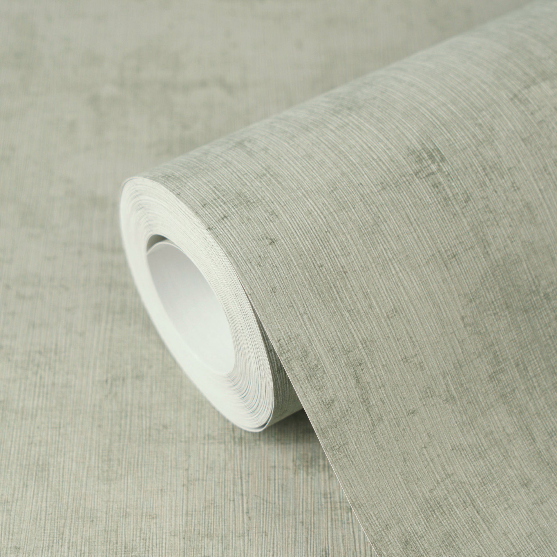 High-quality wallpaper from the Pintwalls III collection in green 