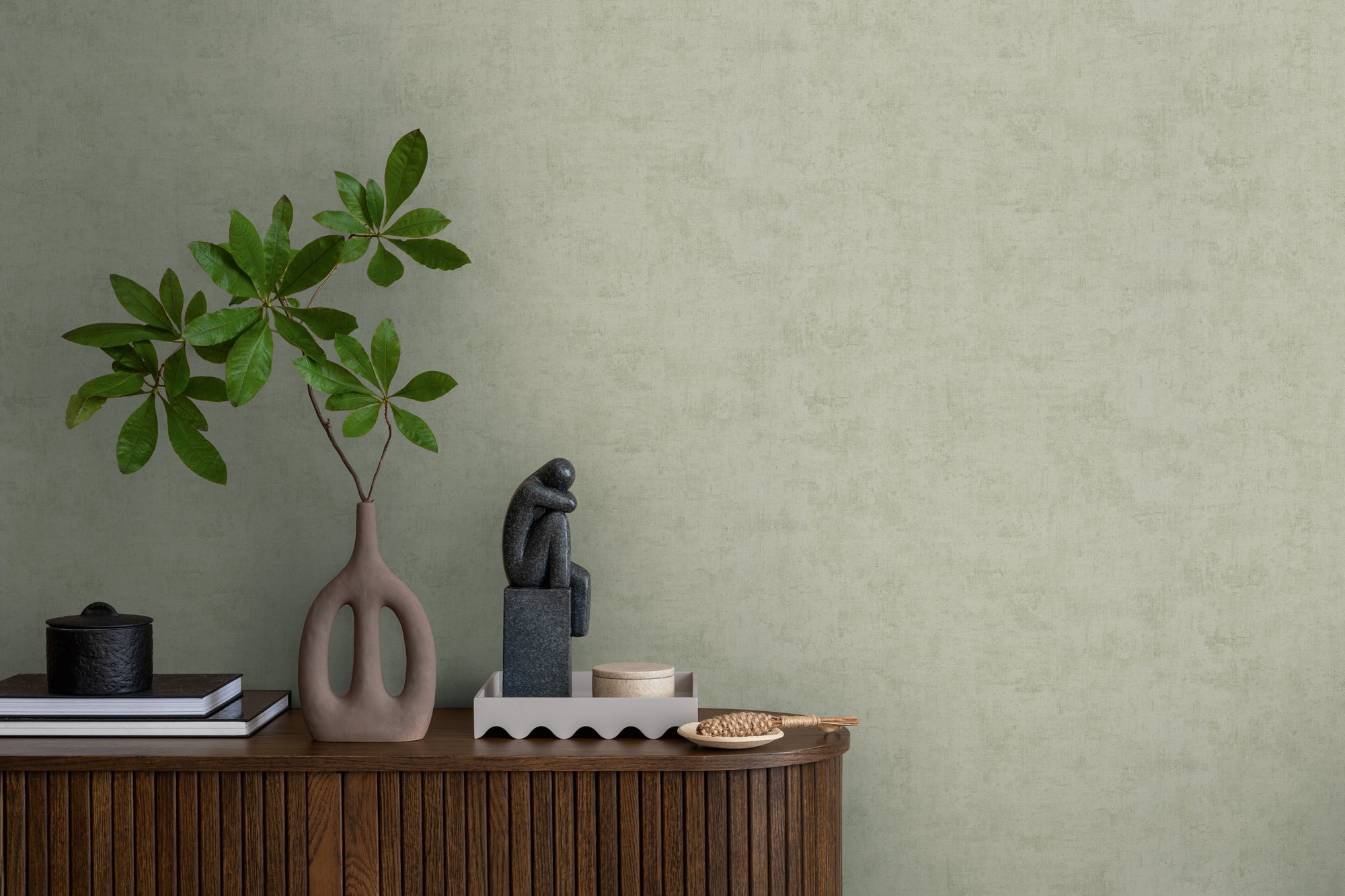 High-quality wallpaper from the Pintwalls III collection in green 