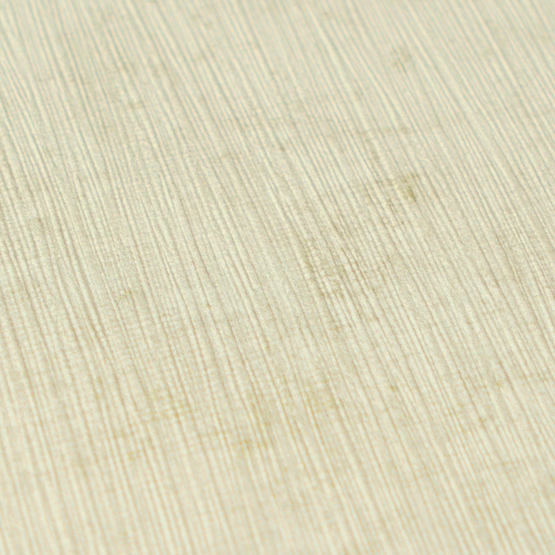 High-quality wallpaper from the Pintwalls III collection in green 