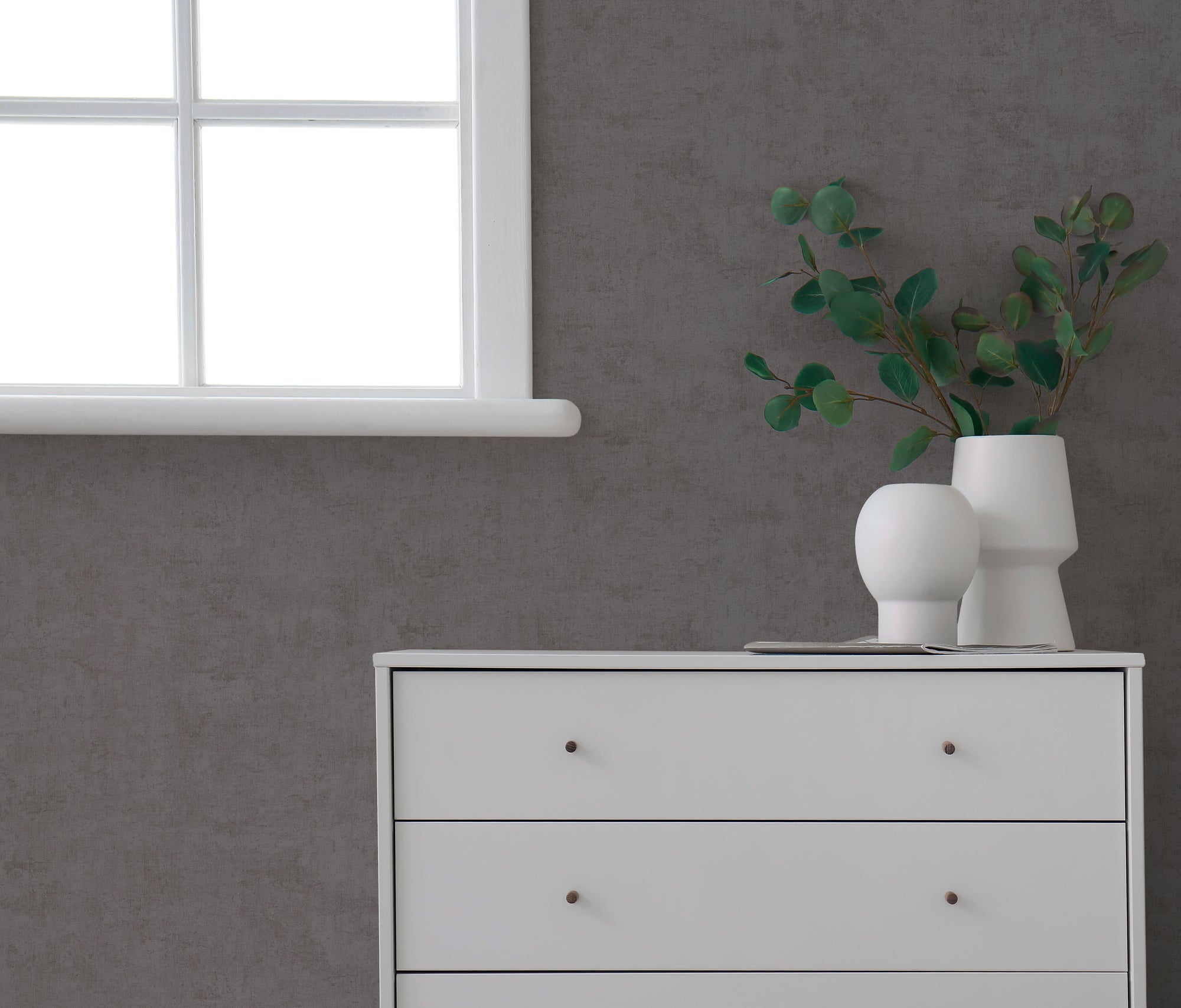 Hochwertige Tapete aus der Kollektion Pintwalls III in Grau