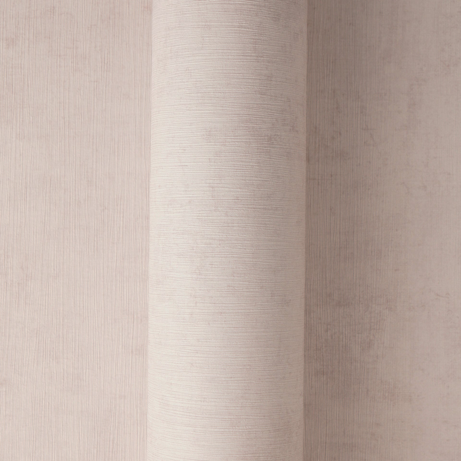 High-quality wallpaper from the Pintwalls III collection in pink 