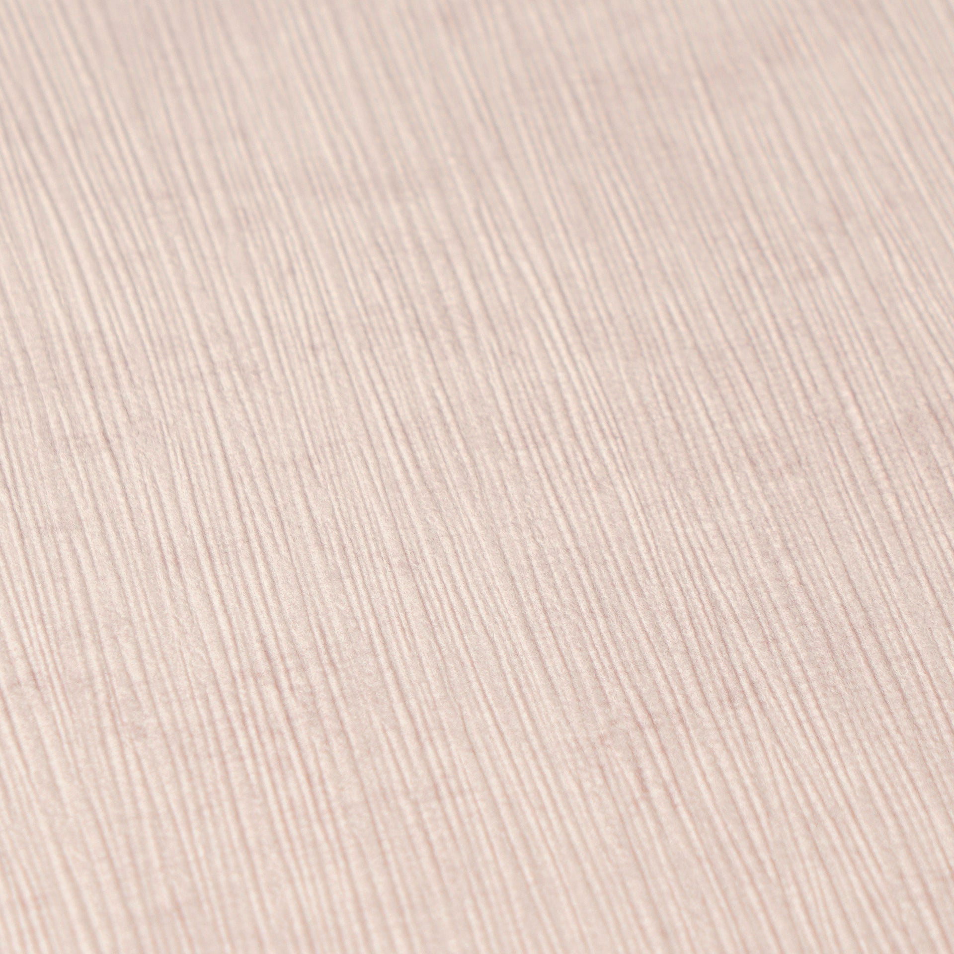 High-quality wallpaper from the Pintwalls III collection in pink 