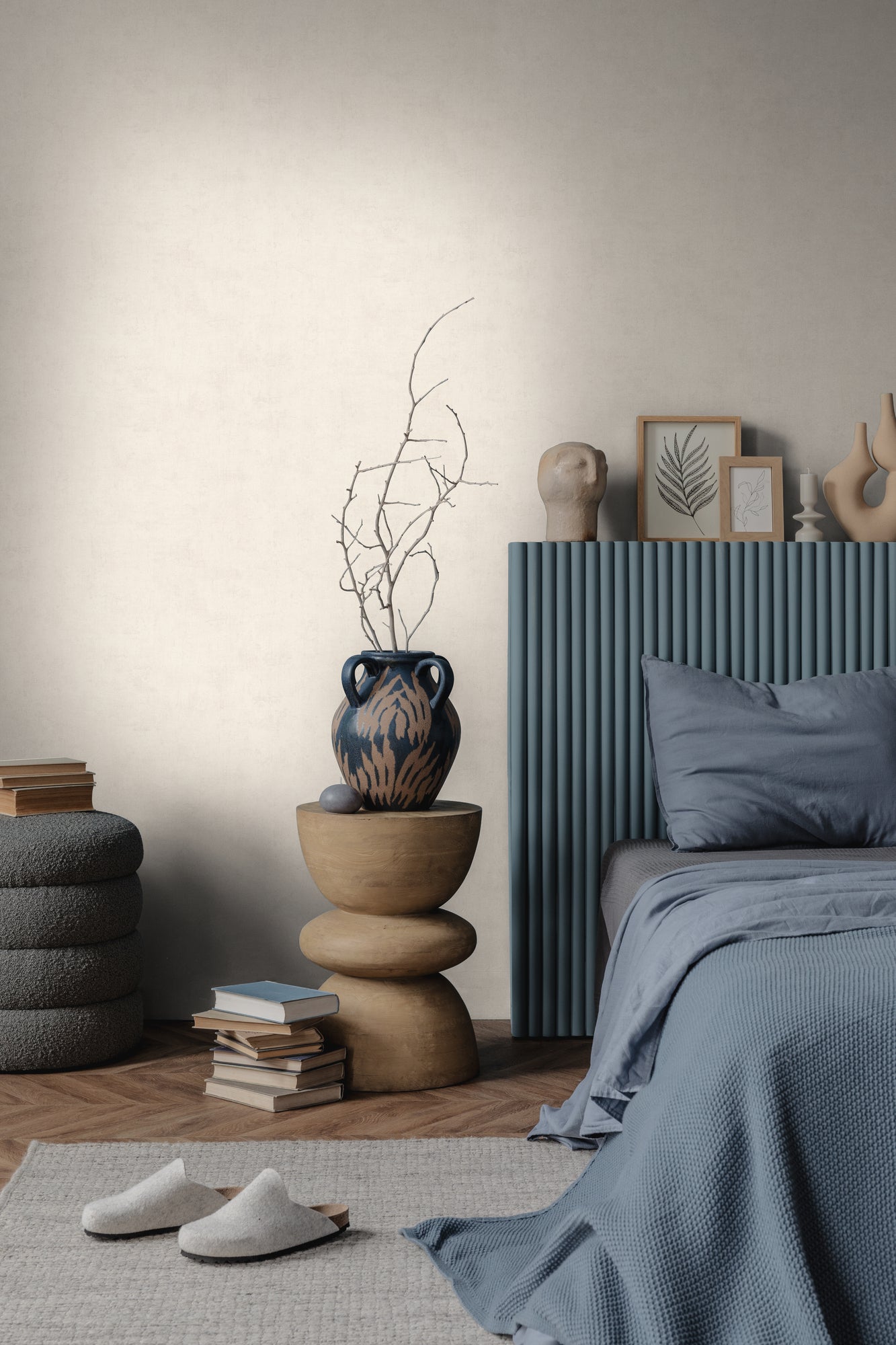 High-quality wallpaper from the Nordic Feeling collection in cream 