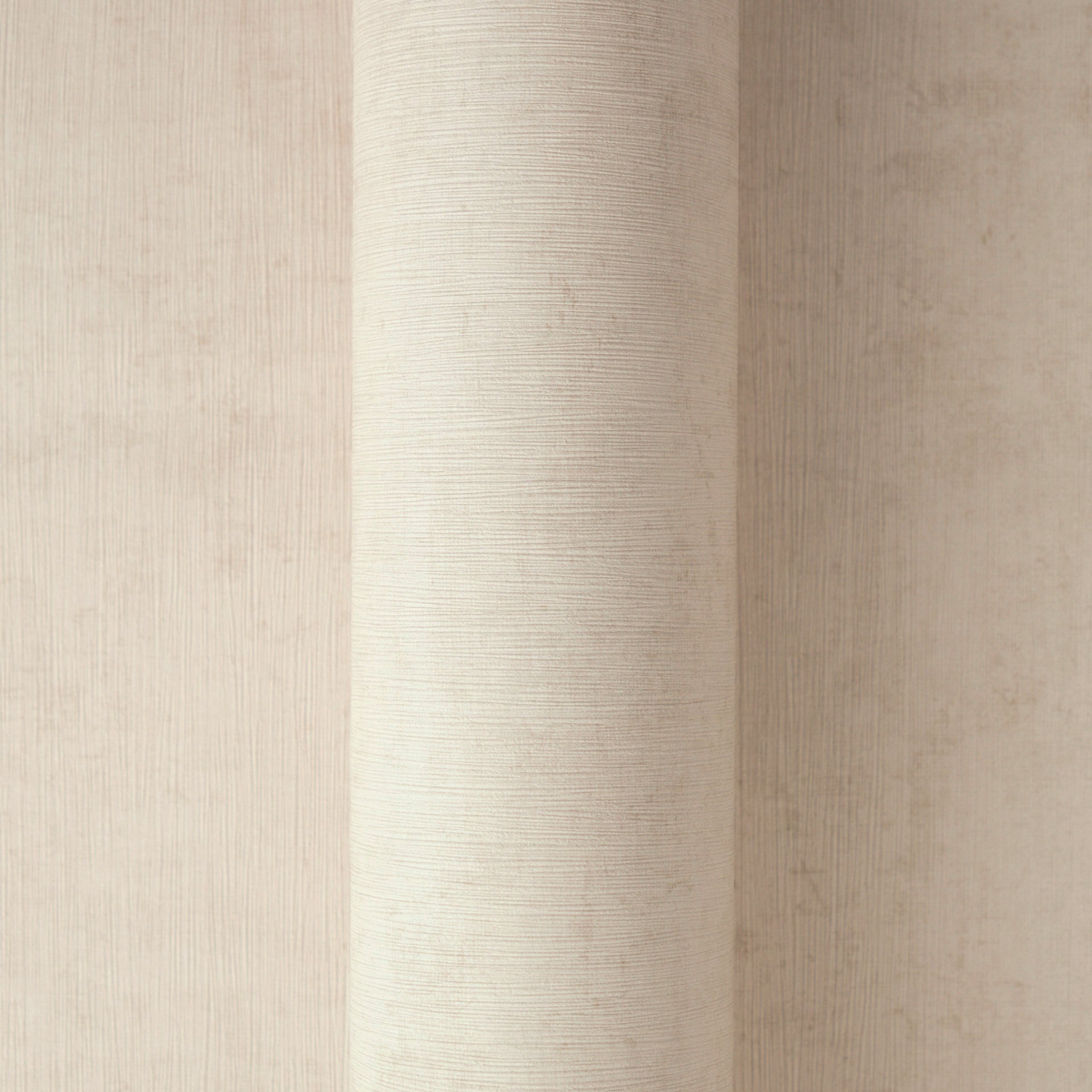 High-quality wallpaper from the Pintwalls III collection in beige 