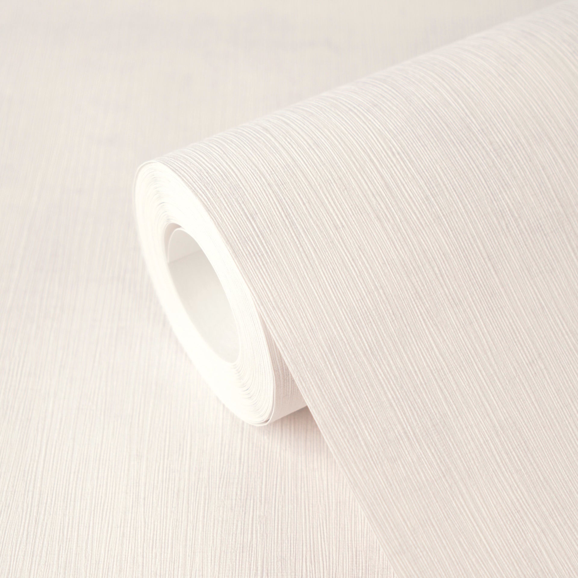 High-quality wallpaper from the Nordic Feeling collection in grey. 