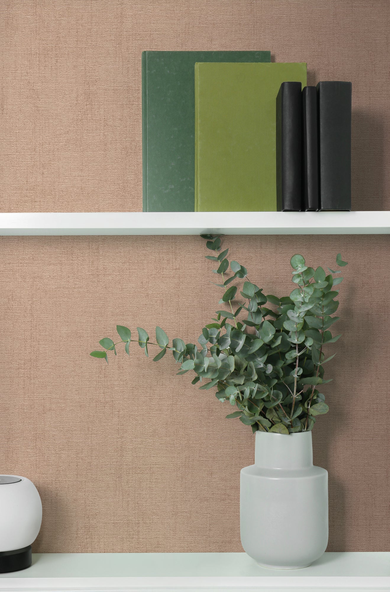 High-quality wallpaper from the Pintwalls III collection in brown 