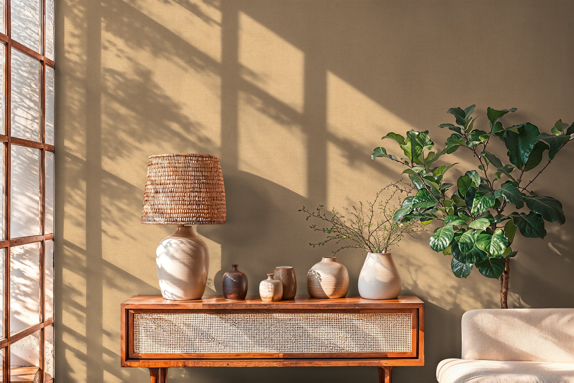 High-quality wallpaper from the Pintwalls III collection in yellow 