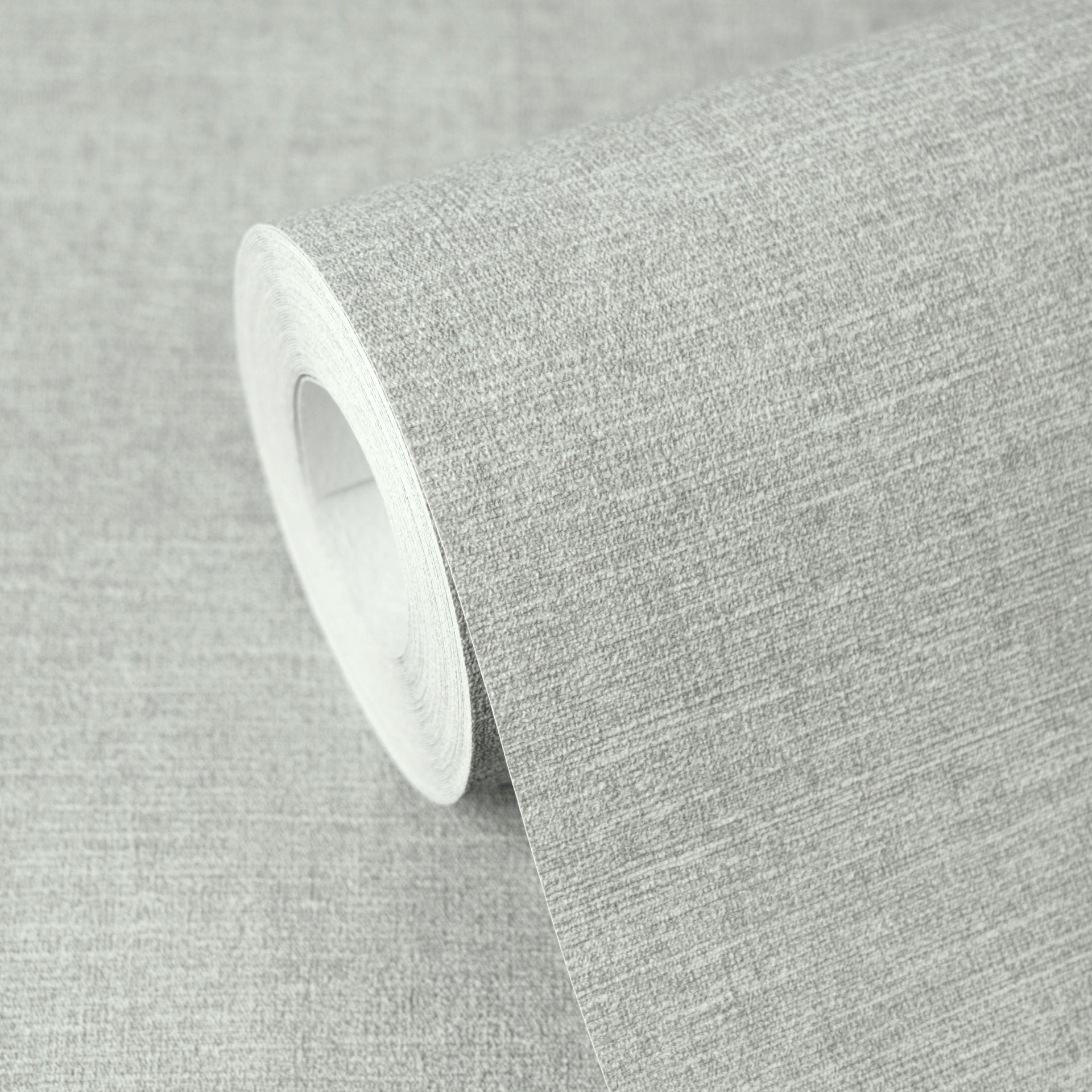 High-quality wallpaper from the Pintwalls III collection in green 