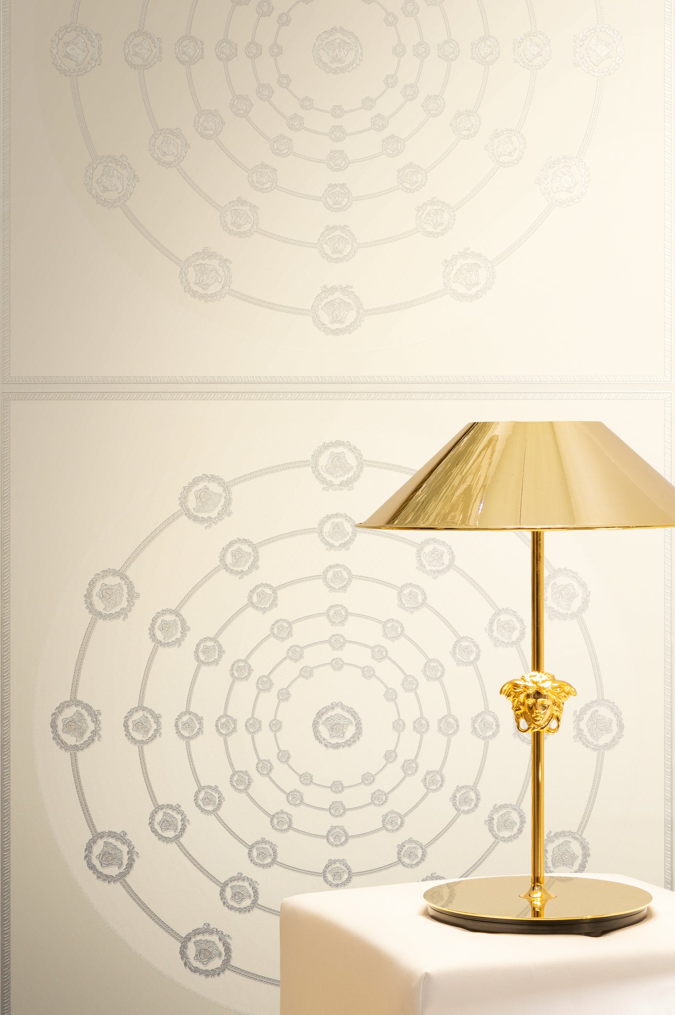 Versace 6 non-woven wallpaper